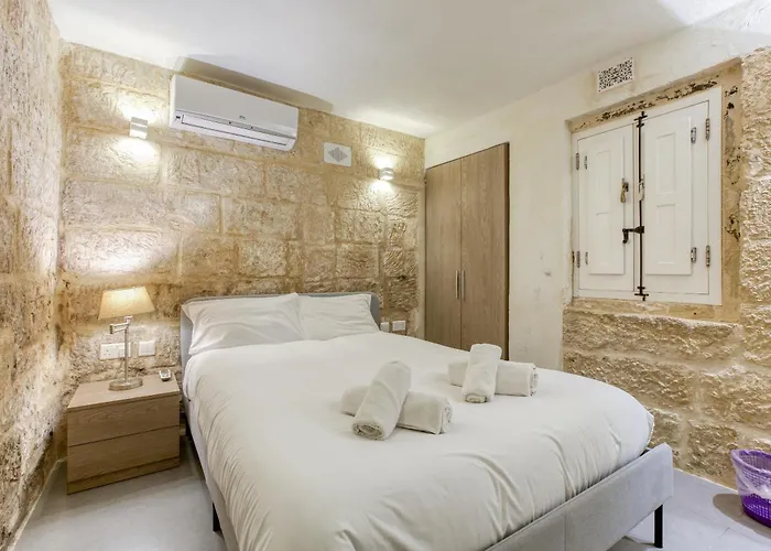 Cosy 1Br Home In The Heart Of Vibrant Valletta By 360 Estates