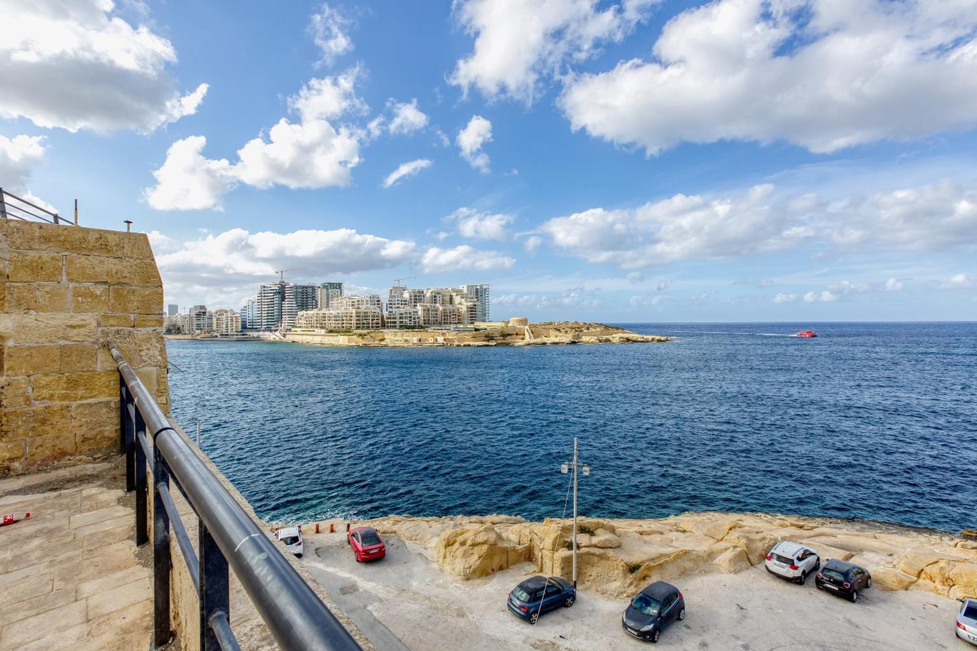 Cosy 1br In The Heart Of Vibrant By 360 Estates *