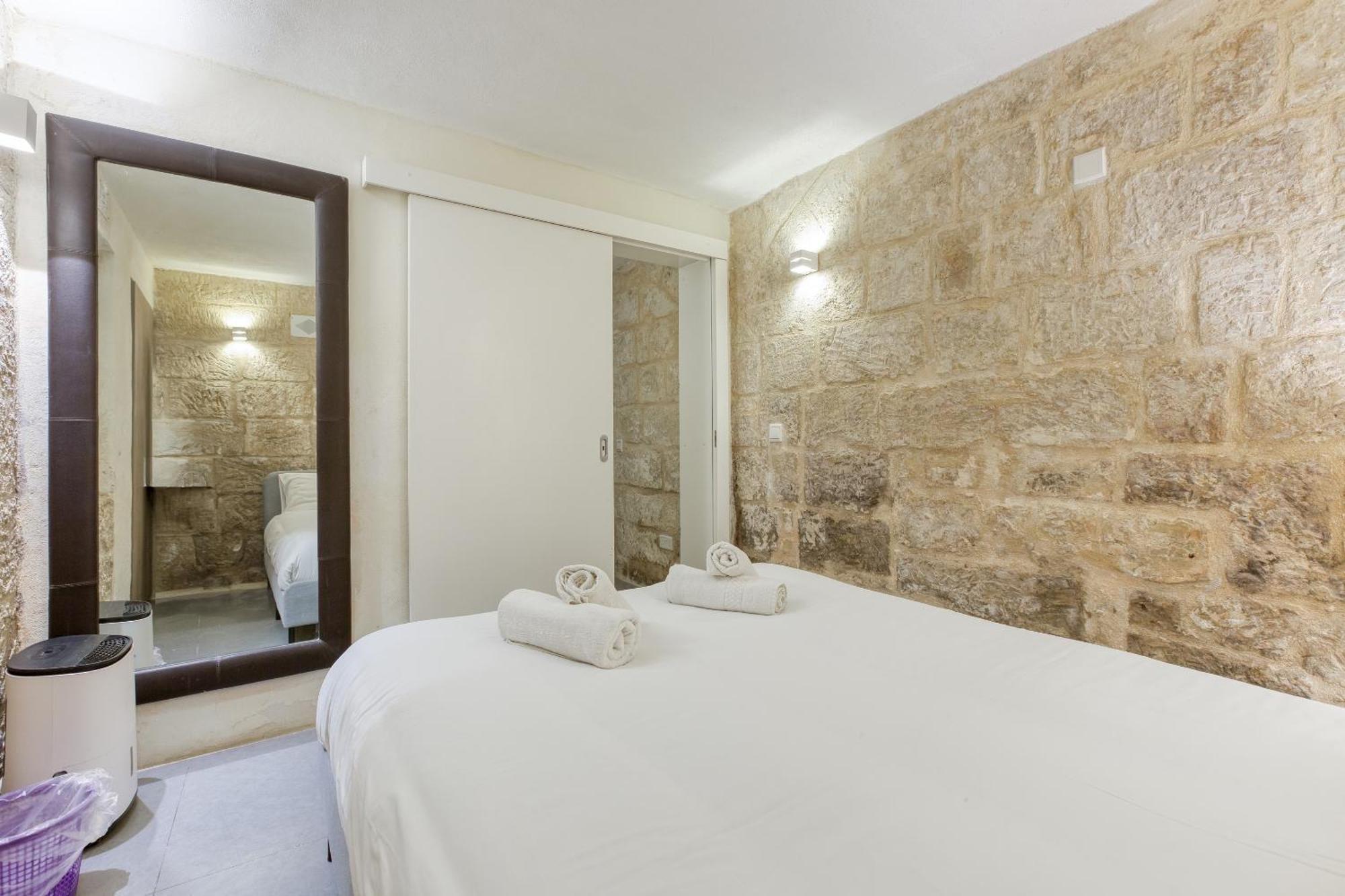 Cosy 1br In The Heart Of Vibrant By 360 Estates *